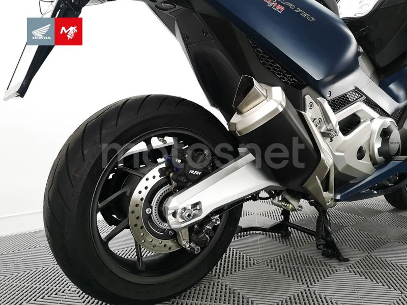 Honda Forza 750 - Vista 13