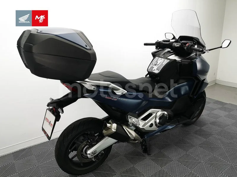 Honda Forza 750 - Vista 5