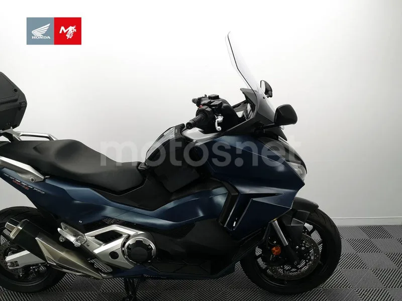 Honda Forza 750 - Vista 6