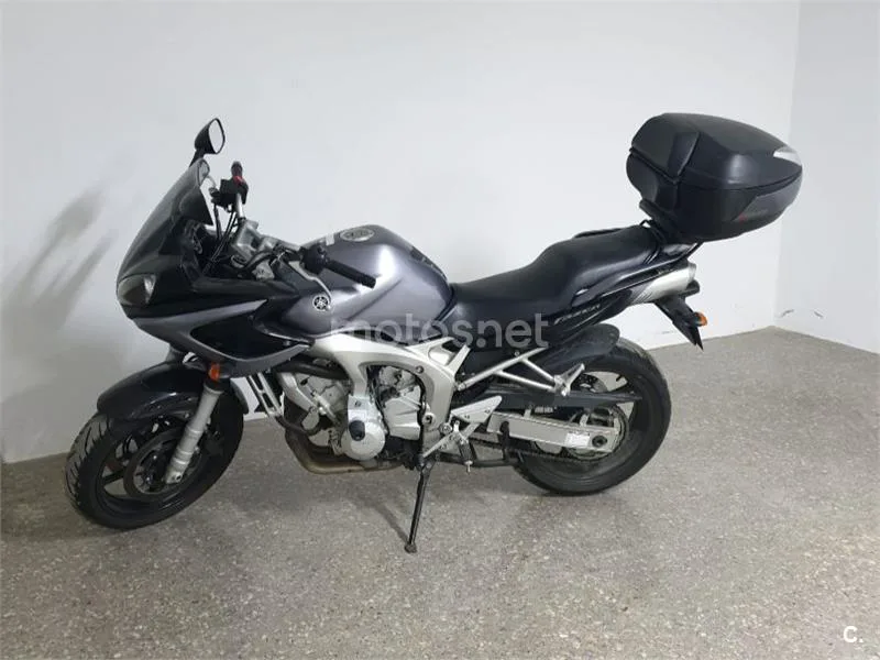 Yamaha FZ6 - Vista 3