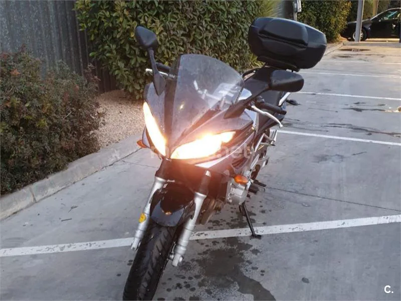 Yamaha FZ6 - Vista 6