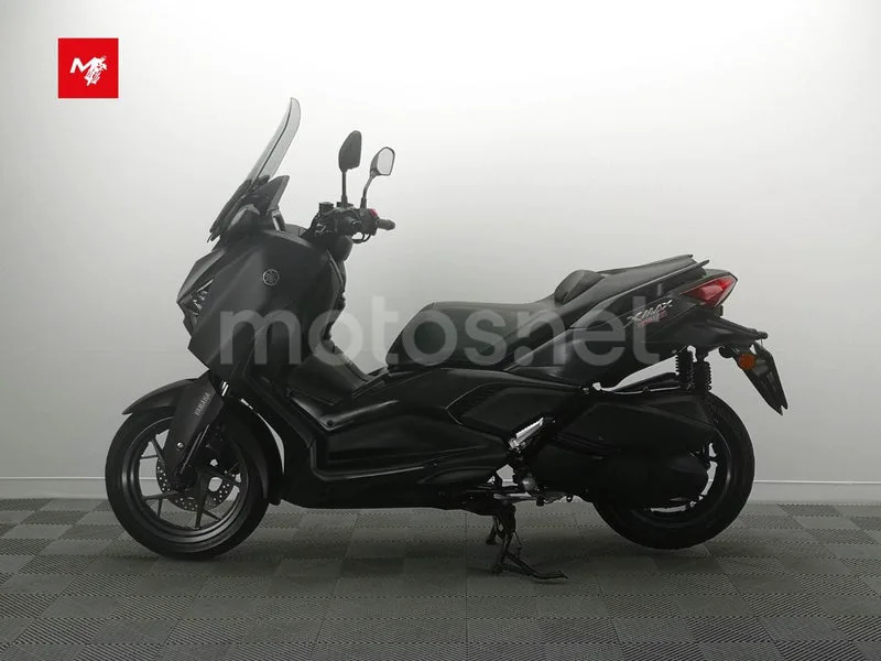 Yamaha XMAX 300 - Vista 15