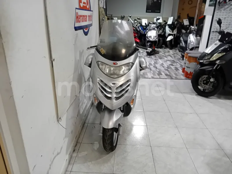Kymco Grand Dink 125 999 € 2007 Madrid - 2