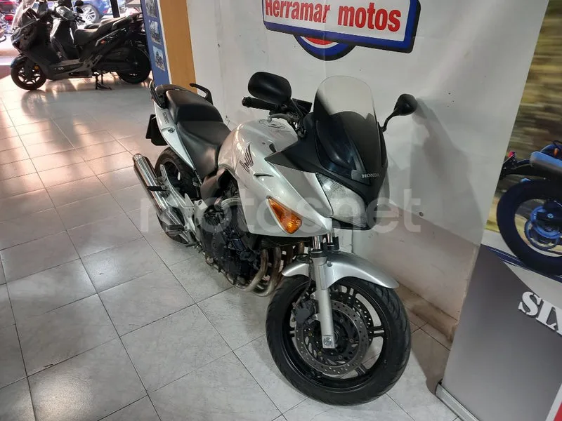 Honda CB600S Hornet S - Vista 5