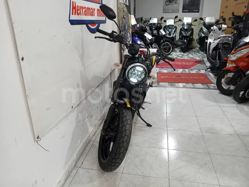 Ducati Scrambler 5499 € 2018 Madrid - 2