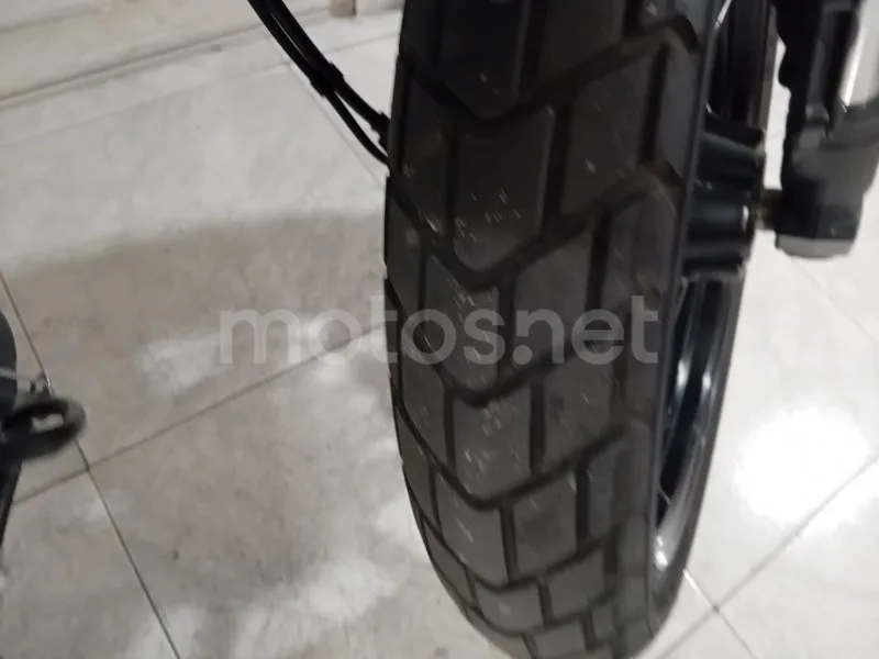 Ducati Scrambler - Vista 10