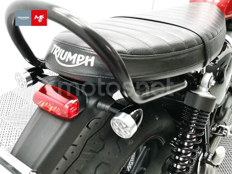 Triumph Street Twin - Vista 16