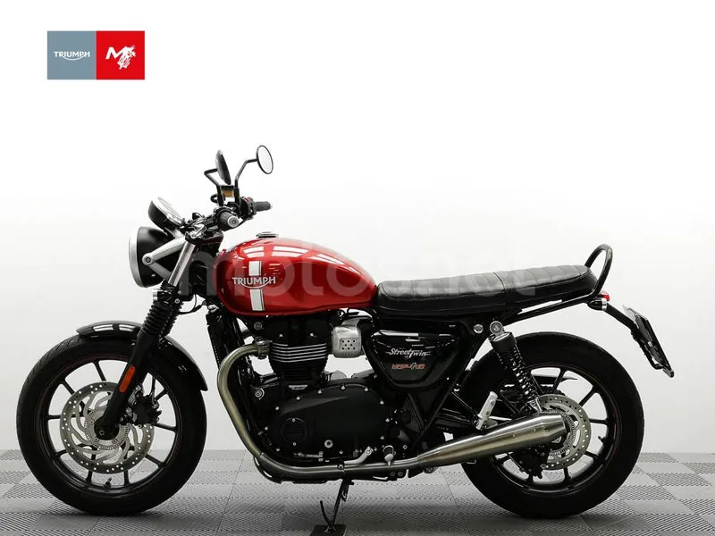 Triumph Street Twin - Vista 18