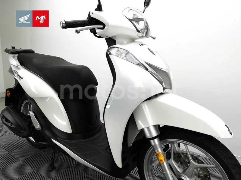 Honda SH125i - Vista 12