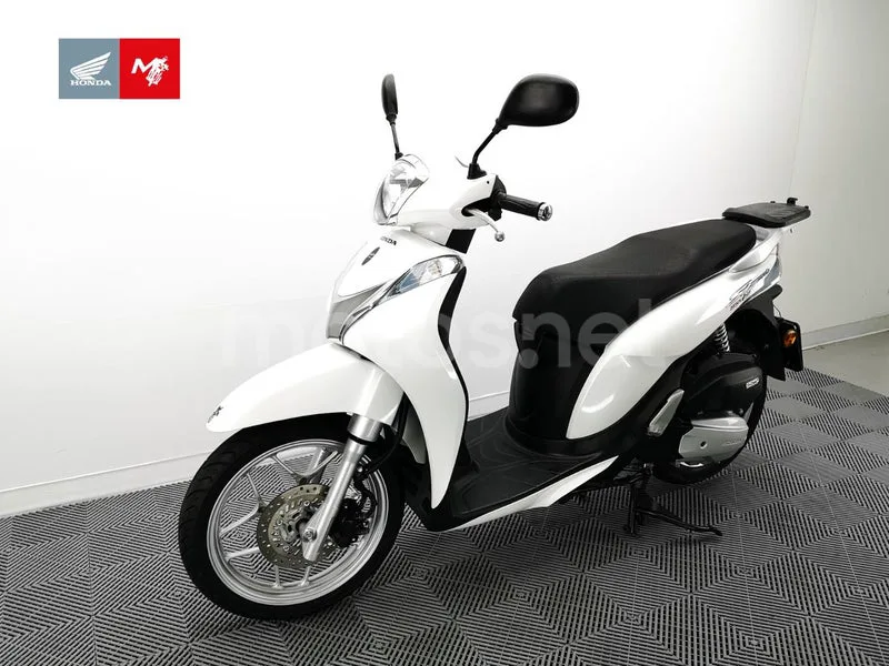 Honda SH125i - Vista 14