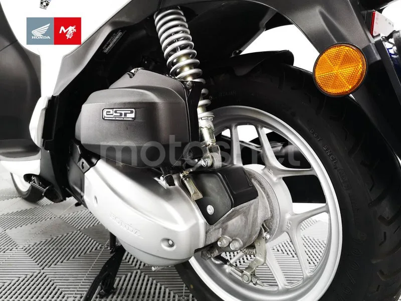 Honda SH125i - Vista 17
