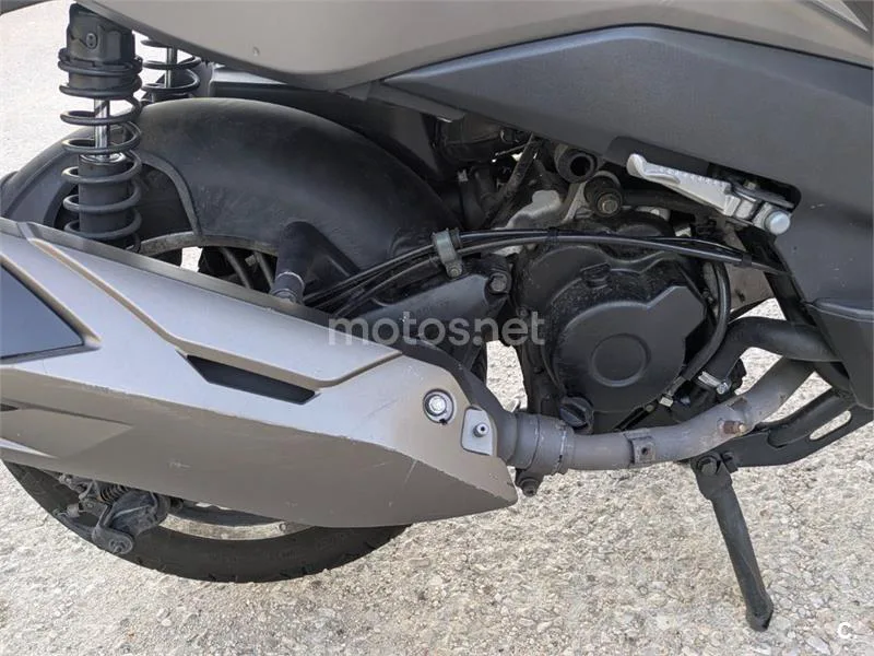 Kymco Xciting 400 - Vista 13