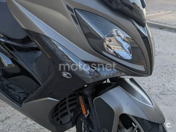 Kymco Xciting 400 - Vista 4