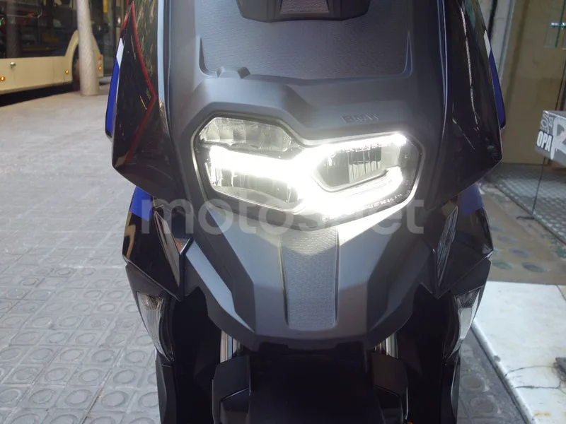 BMW C 400 X - Vista 13