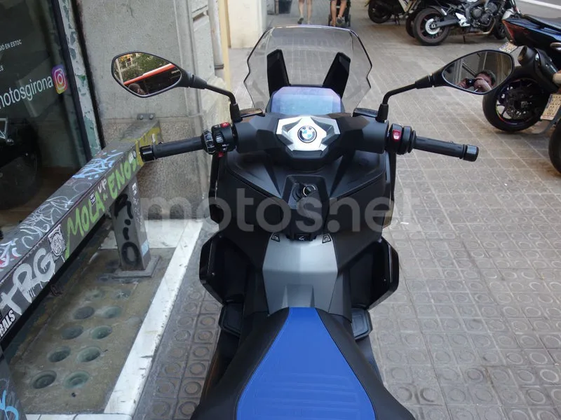BMW C 400 X - Vista 7