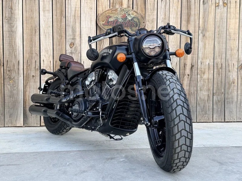 Indian Scout - Vista 12