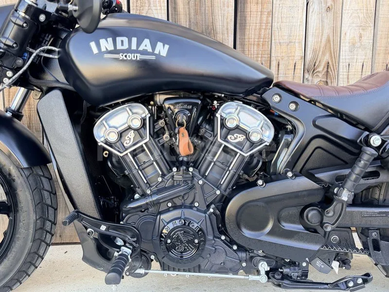 Indian Scout - Vista 3