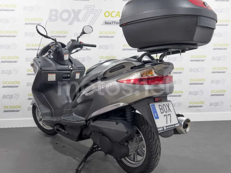Suzuki Burgman 200 - Vista 6