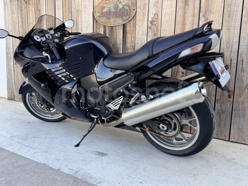 Kawasaki ZZR1400 - Vista 12