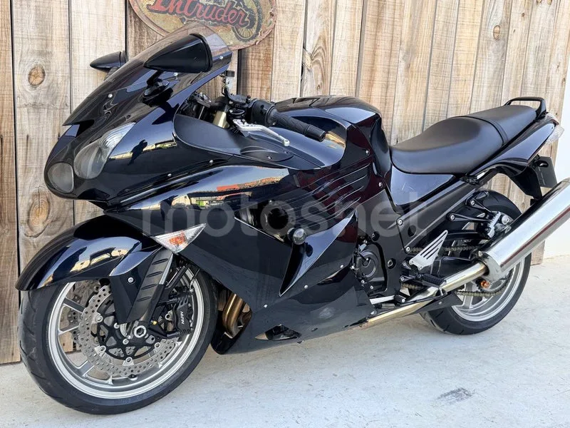 Kawasaki ZZR1400 - Vista 5