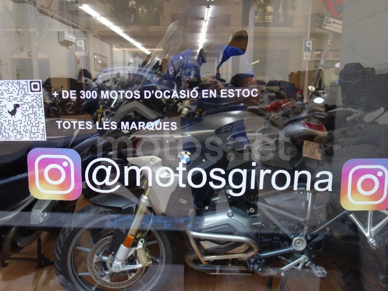 Honda SH300i - Vista 17