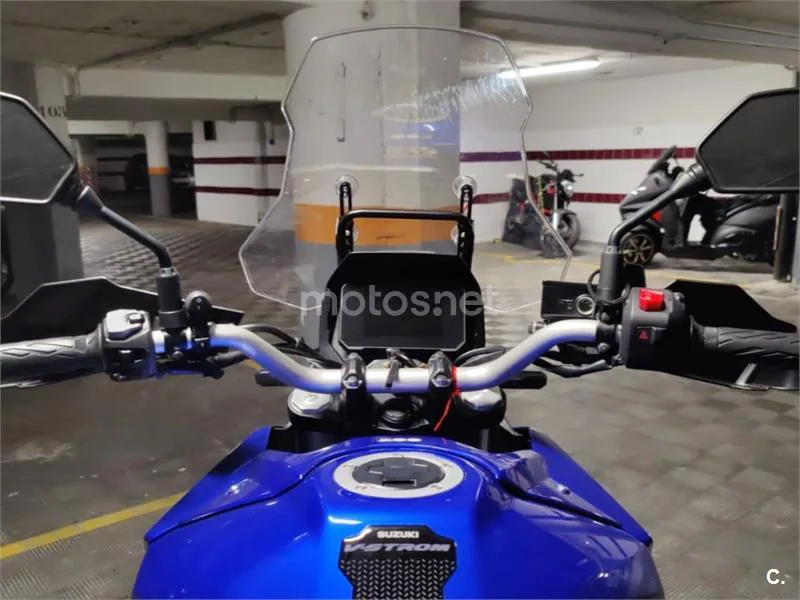 Suzuki V-Strom 800 - Vista 3