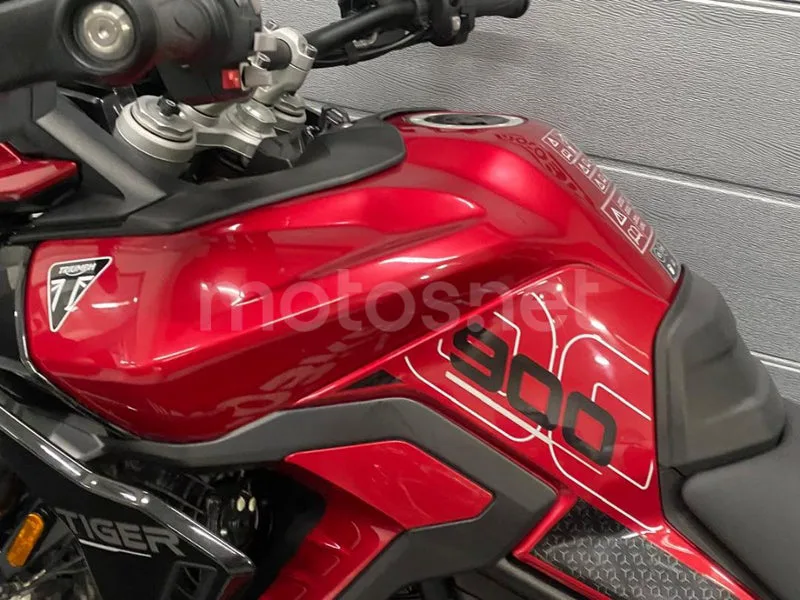 Triumph Tiger 900 - Vista 15