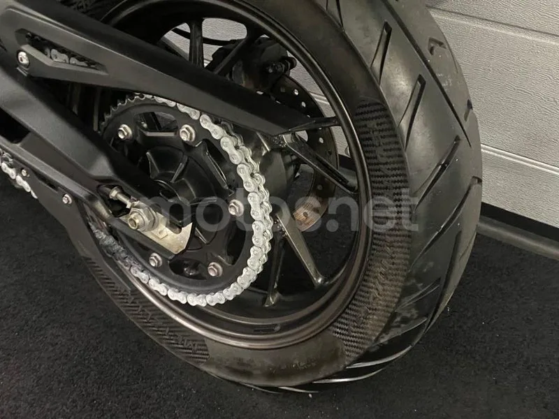 Triumph Tiger 900 - Vista 18