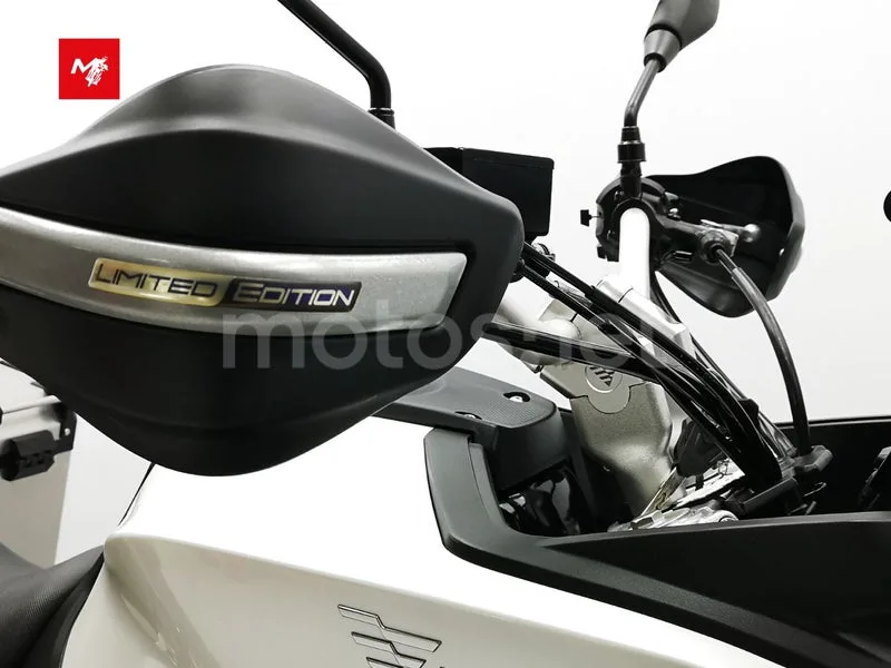 Voge 500DS - Vista 16