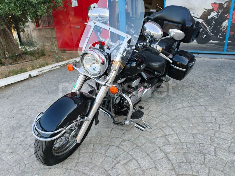 Suzuki Intruder C800 - Vista 27