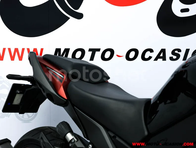 Kawasaki Ninja 1000SX - Vista 11
