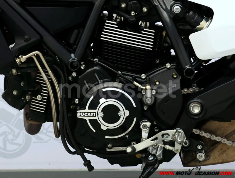 Ducati Scrambler - Vista 10