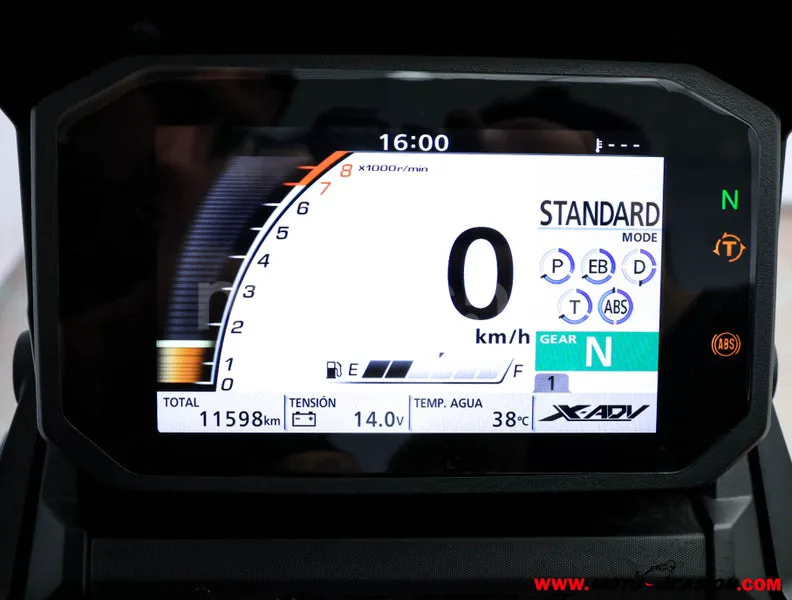 Honda X-ADV - Vista 6