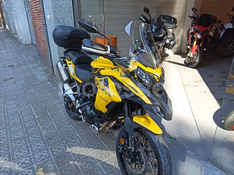 Benelli TRK 502 - Vista 3