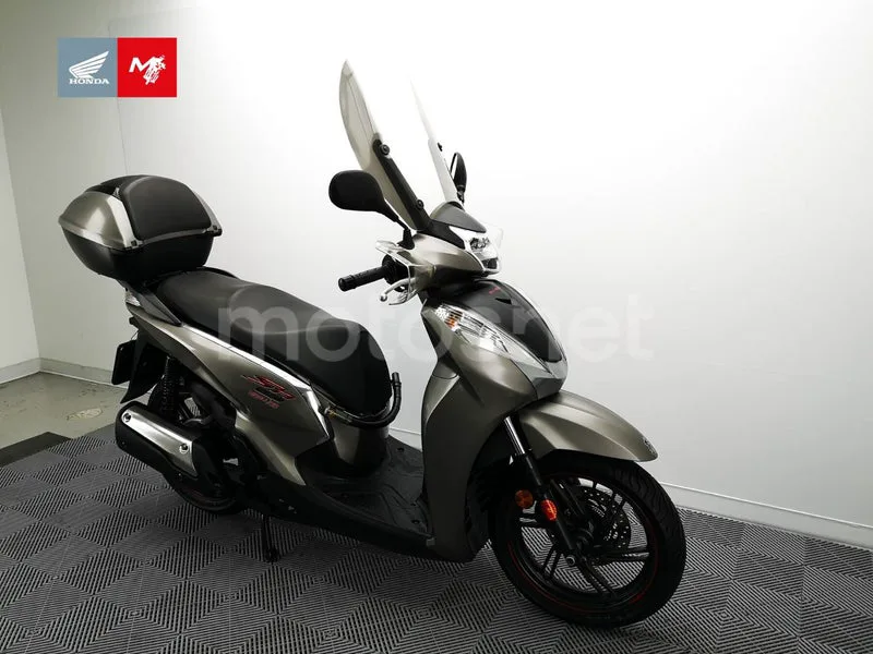 Honda SH300i 3849 € 2018 Barcelona - 2
