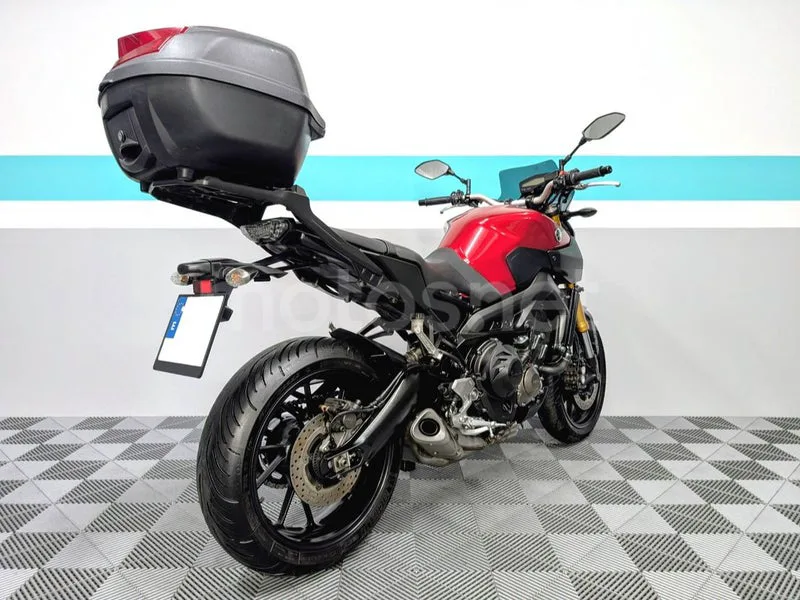 Yamaha MT-09 - Vista 7
