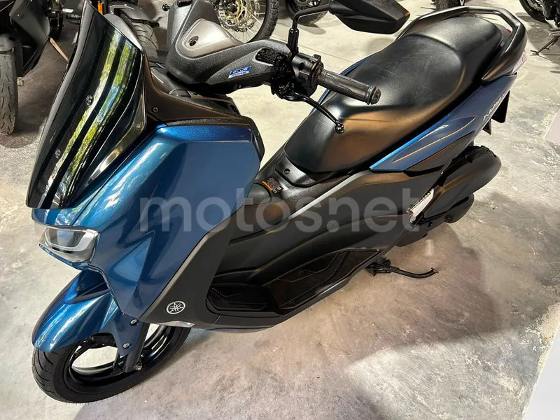 Yamaha NMAX - Vista 4