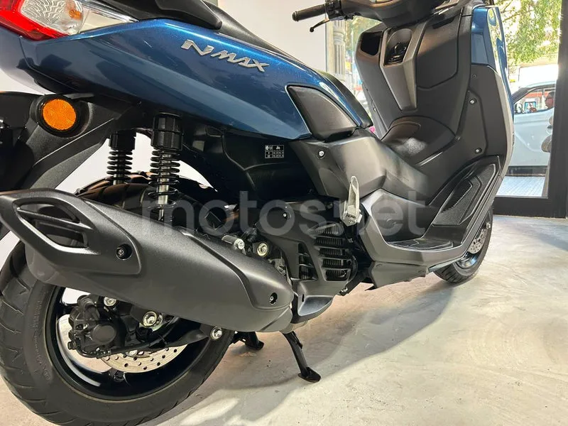 Yamaha NMAX - Vista 8