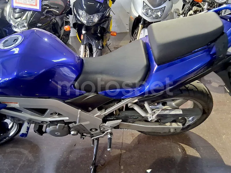 Suzuki SV650 - Vista 16