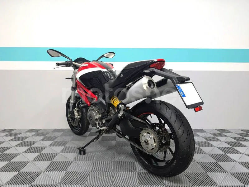 Ducati Monster 796 - Vista 6