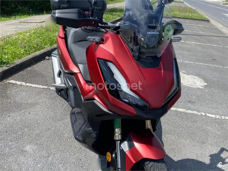 Honda ADV350 - Vista 6