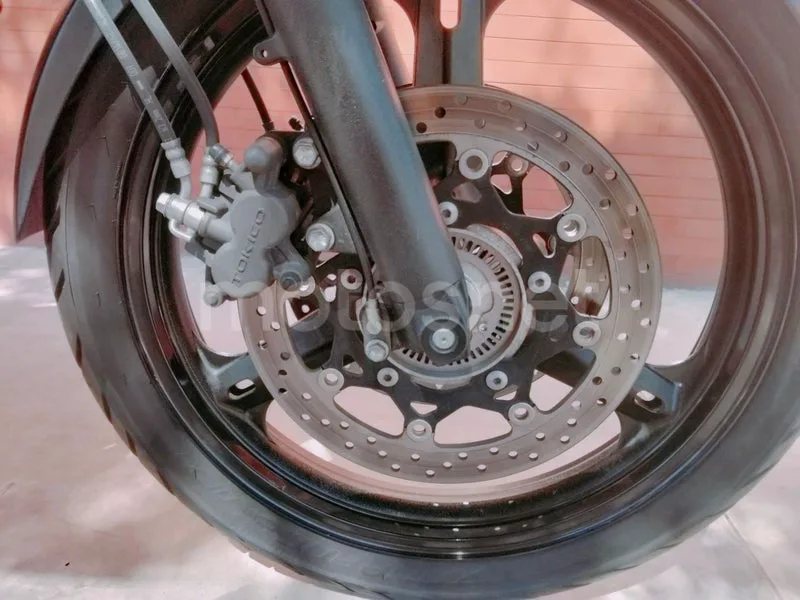 Suzuki V-Strom 650 - Vista 15