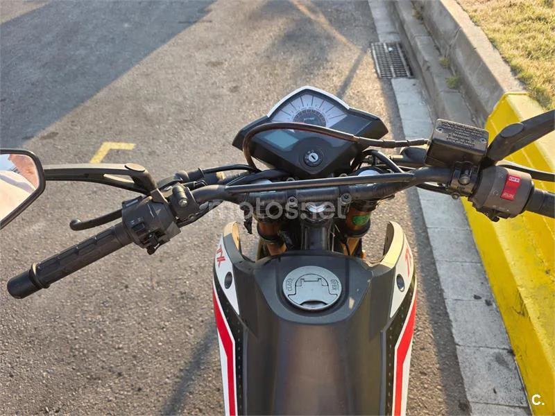 Keeway TX 125 S - Vista 3