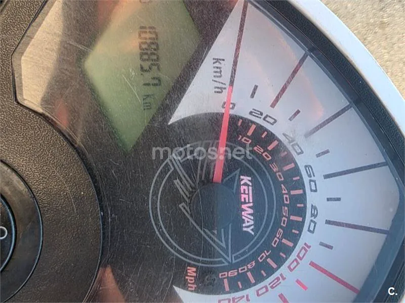 Keeway TX 125 S - Vista 4