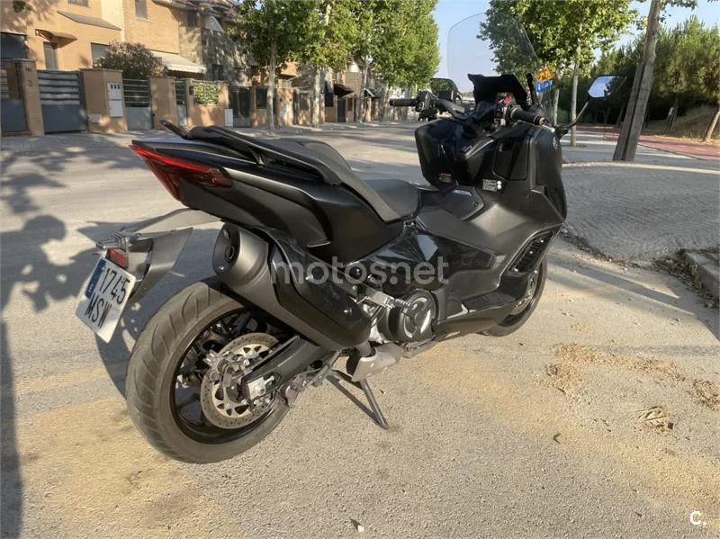 Yamaha TMAX 11.750 € 2024 Madrid - 2