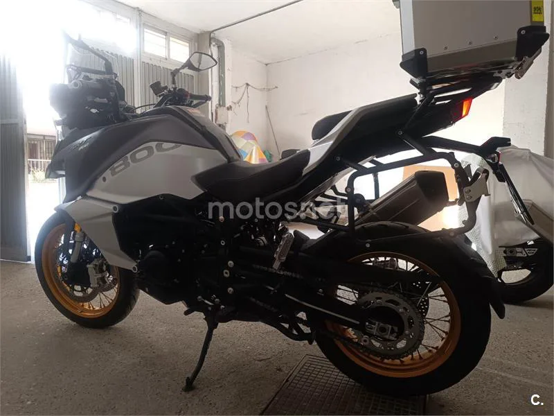 QJ Motor SRT 800 - Vista 3