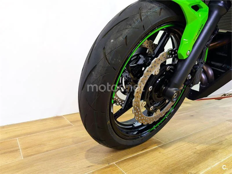 Kawasaki Ninja 650 - Vista 6