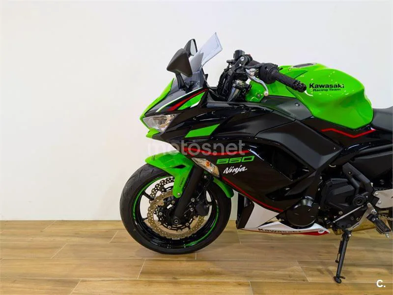 Kawasaki Ninja 650 - Vista 8