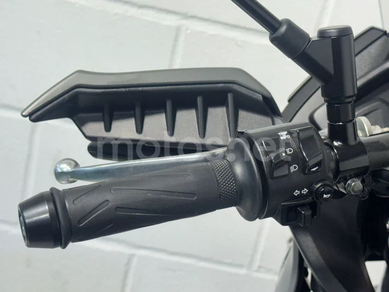 Yamaha Tracer 7 - Vista 6