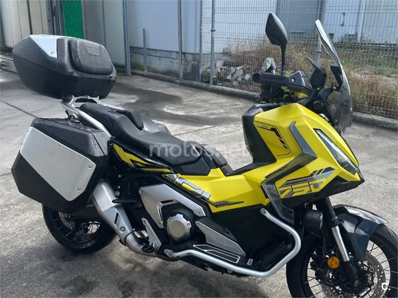 Honda X-ADV 12.990 € 2025 Lugo - 2